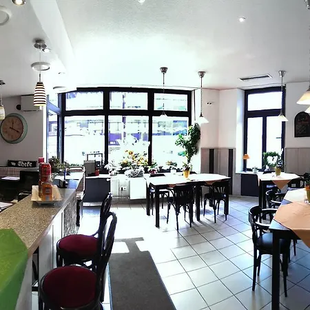 Hotel Klenkes Am Bahnhof 3*