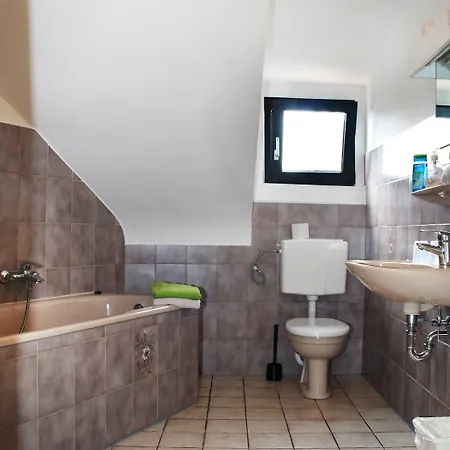 Klenkes Am Bahnhof 3* Aquisgrà