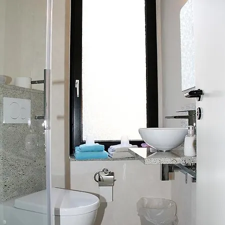 Klenkes Am Bahnhof Hotel 3*