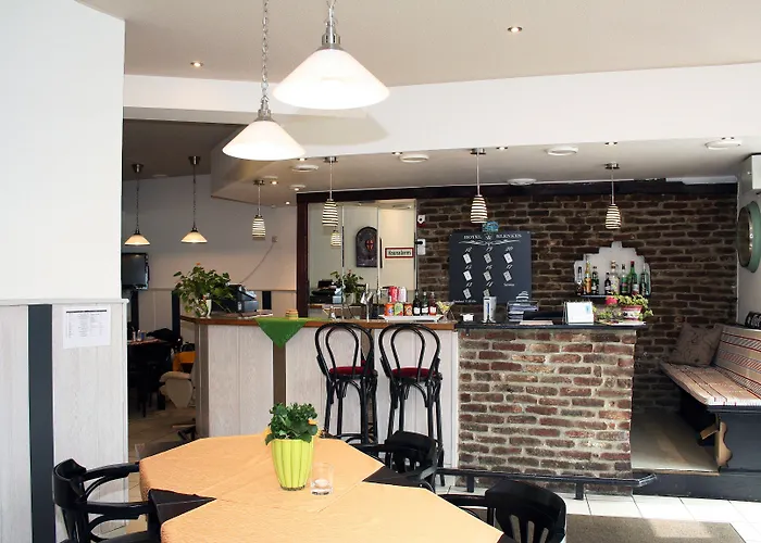 Klenkes Am Bahnhof Hotel 3*