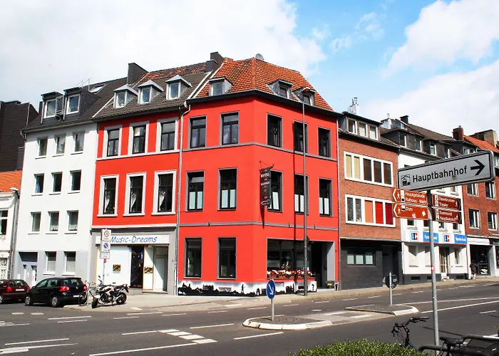 Hotel Klenkes Am Bahnhof 3*