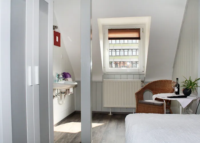 Klenkes Am Bahnhof Hotel 3*