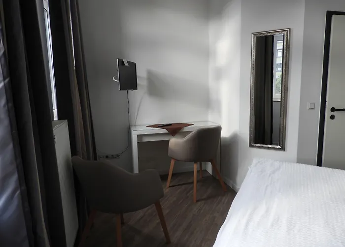 Hotel Klenkes Am Bahnhof Aquisgrana